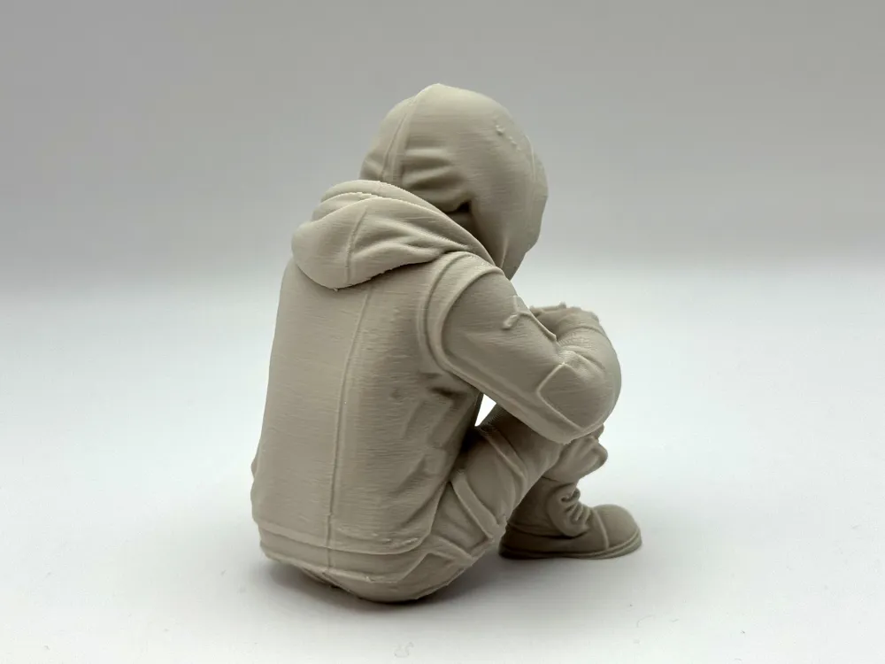 Sitting Skeleton in Hoodie by Stigern MakerWorld: Download Free 3D Models