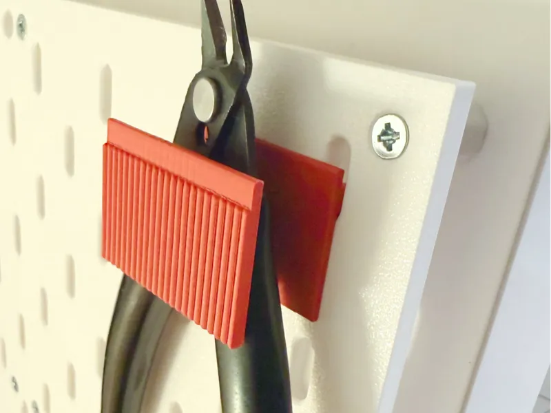 Halter für ein Seitenschneider