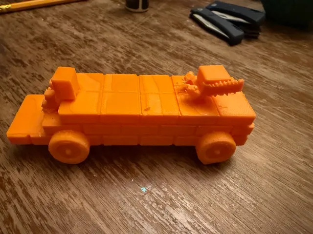 MINECRAFT PINEWOOD DERBY CAR