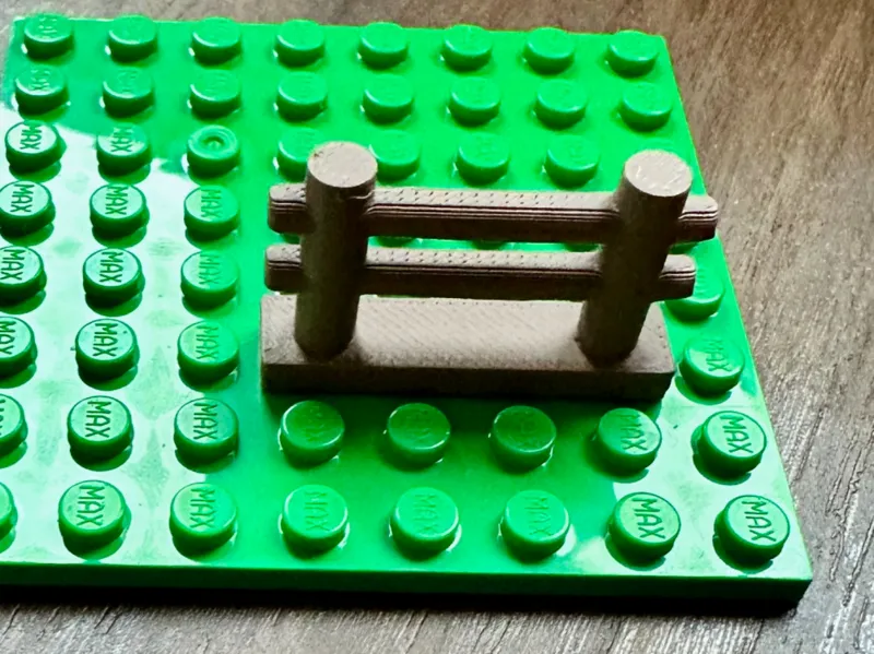 Brick Wood Looking Fence 1x4 