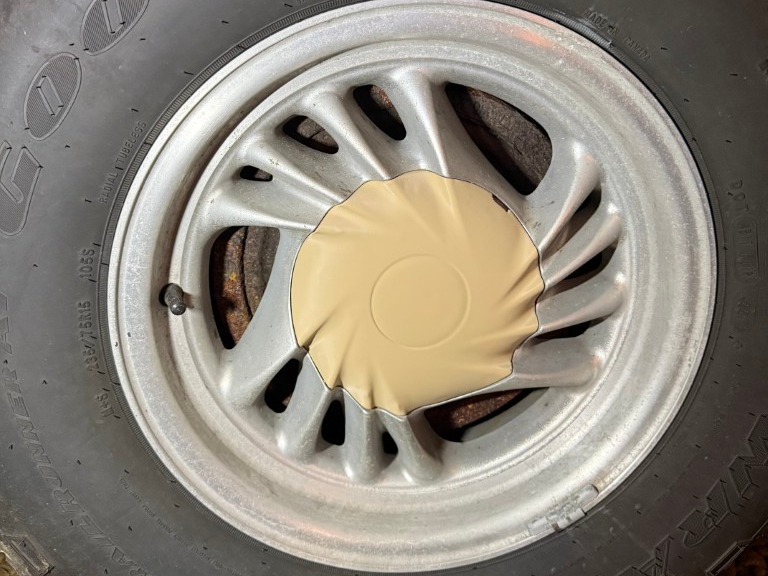 Chevy Conversion Van Center Cap – Glaval Style