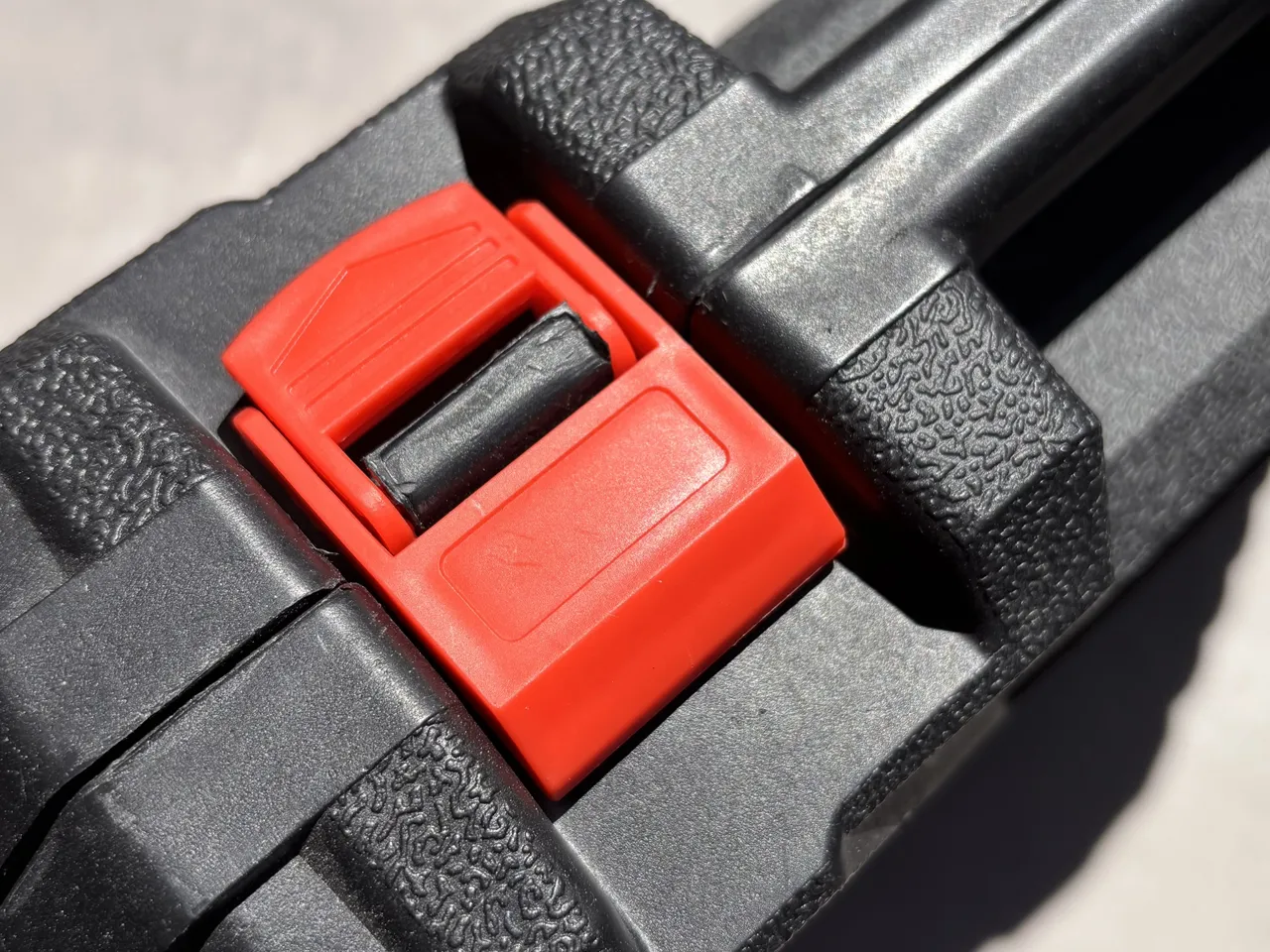 Locking Latch | Snap Lock | Dual-Type view 3