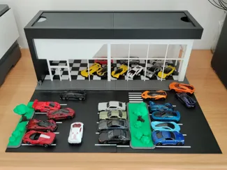 HotWheels Car DealerShip