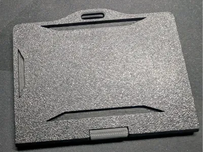 Contactless Badge Holder with Magnetic Closure