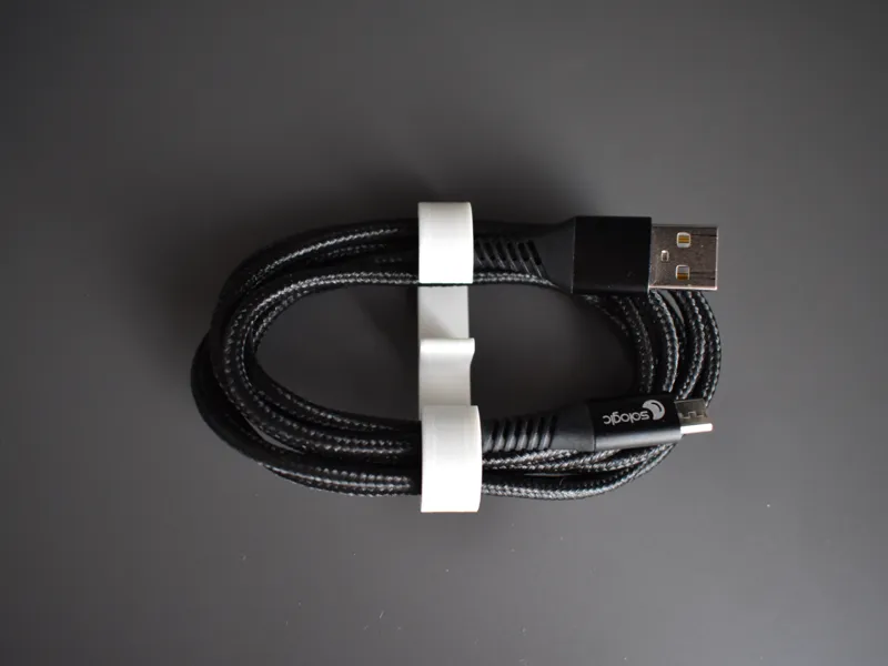 Anti-Slip Cable Manager