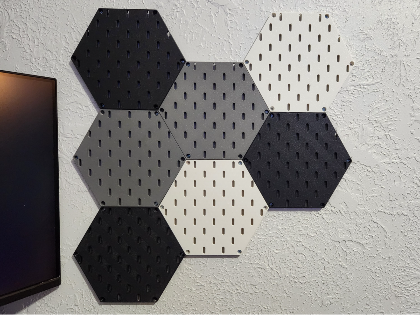 Improved Hexagonal Skadis Board