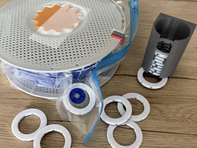 Vacuum ring for filament bags with Skadis mount
