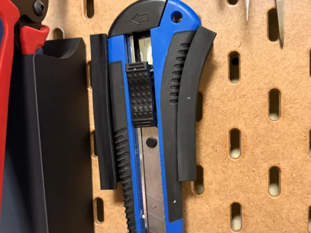 Skadis Box Cutter Mount