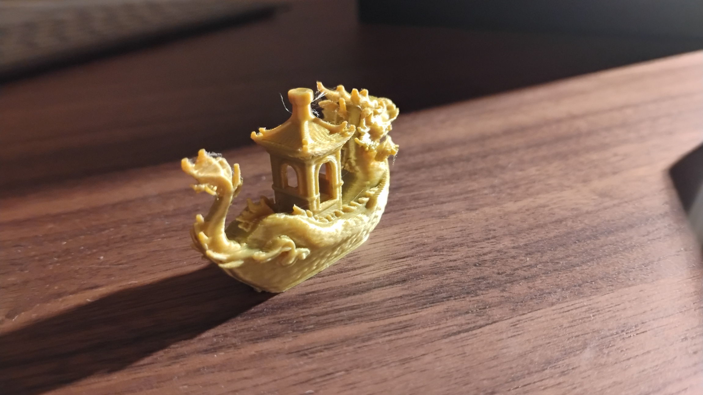 Miniatura 4 do modelo 3D Dragon Benchy