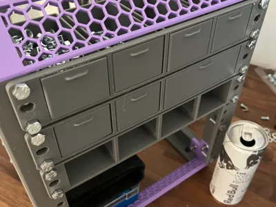 LabRax  -  Nut and bolts drawer