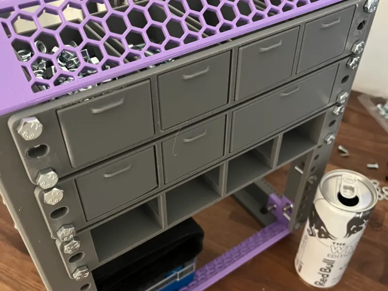 LabRax - Nut and bolts drawer