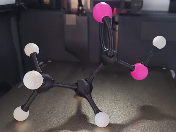 https://makerworld.bblmw.com/makerworld/model/USc7d56a784043d4/design/2024-06-14_f847137434dc5.jpg