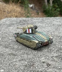 1/100 scale tank