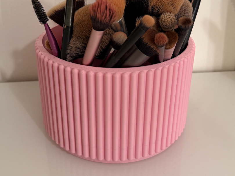 Makeup Pinselhalter oder Küchenutensilien 3D model