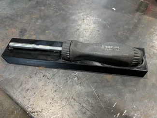 Snap-on Ratcheting screwdriver tray