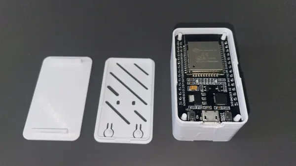 Boîtier pour carte de développement ESP32