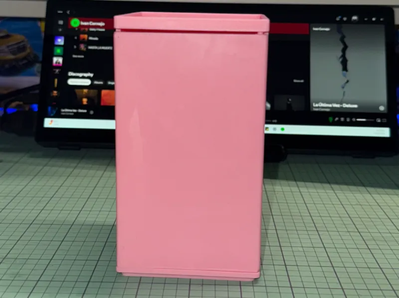 Stackable display case