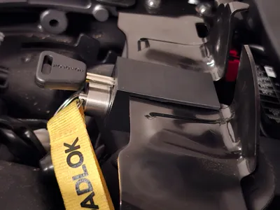 Roadlok lock and key storage MT-09 Gen 4 (seat)
