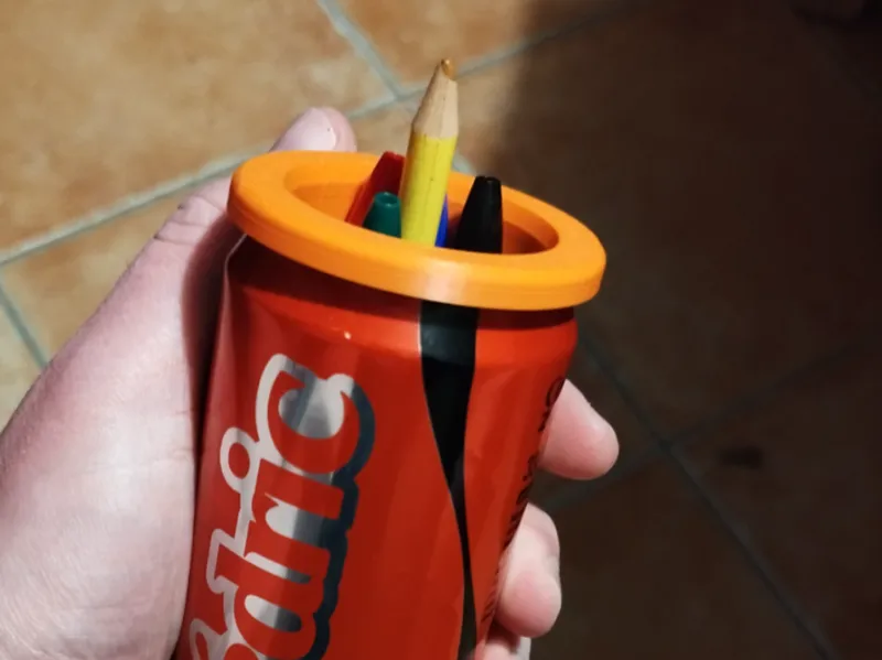 Anti cut strapping for coca can