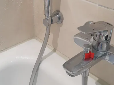 Bathtub Lock for Pull Diverter / Diverter Valve