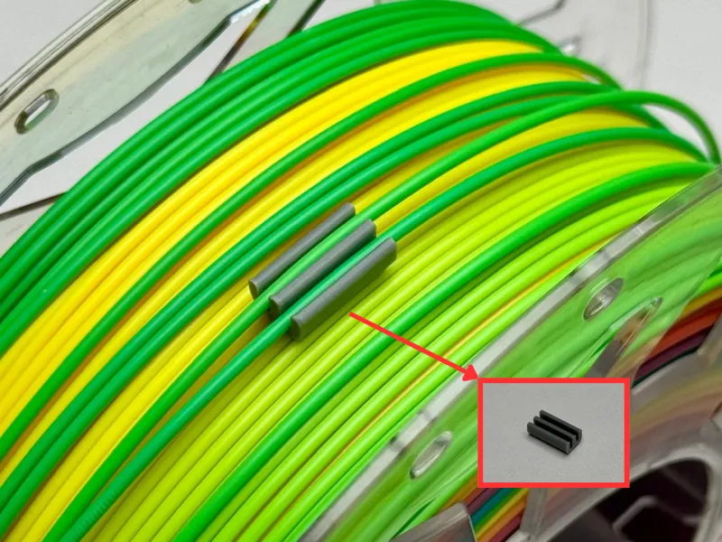 Universal FIlament Clip