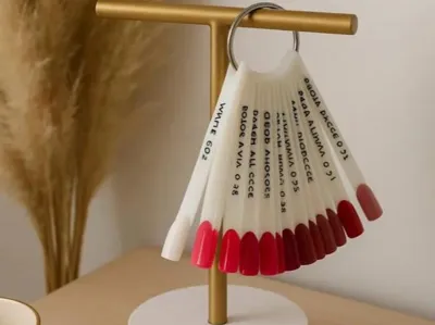 Manicure stand