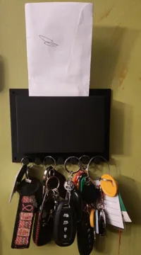 Porte-clés avec fente à courrier — photo 1