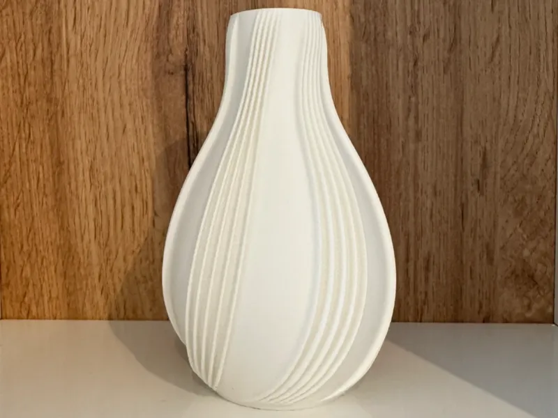 Vase mit Spiralmuster