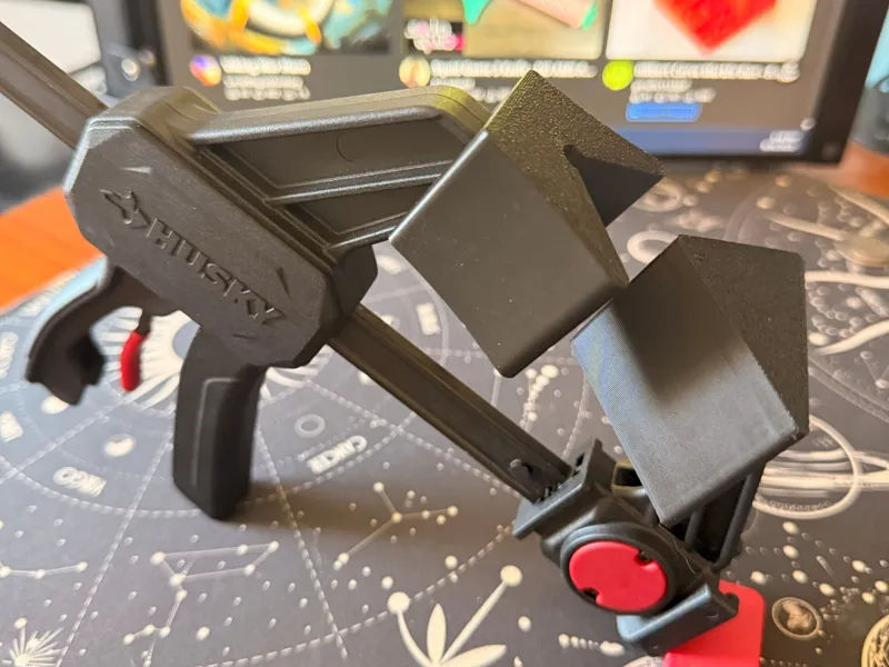 Husky Quick Grip Clamp 90 Degree Corner