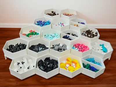 New Version! Hexagon Display Bin with Locking Lid