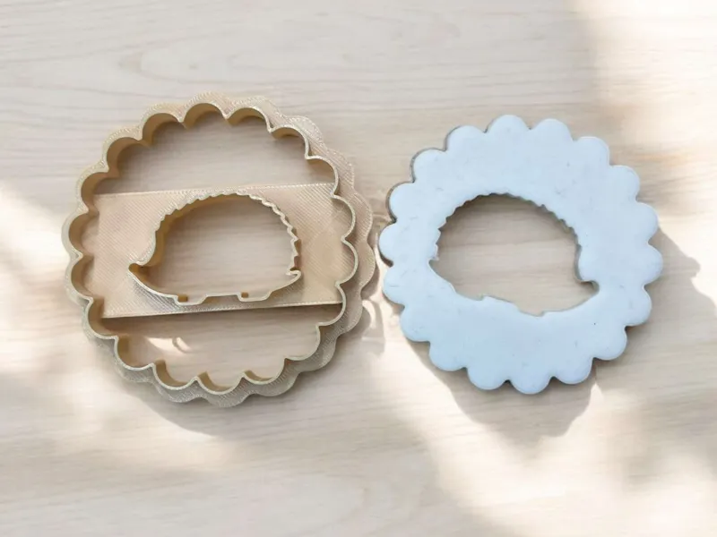 Cute hedgehog linzer / cookie cutter