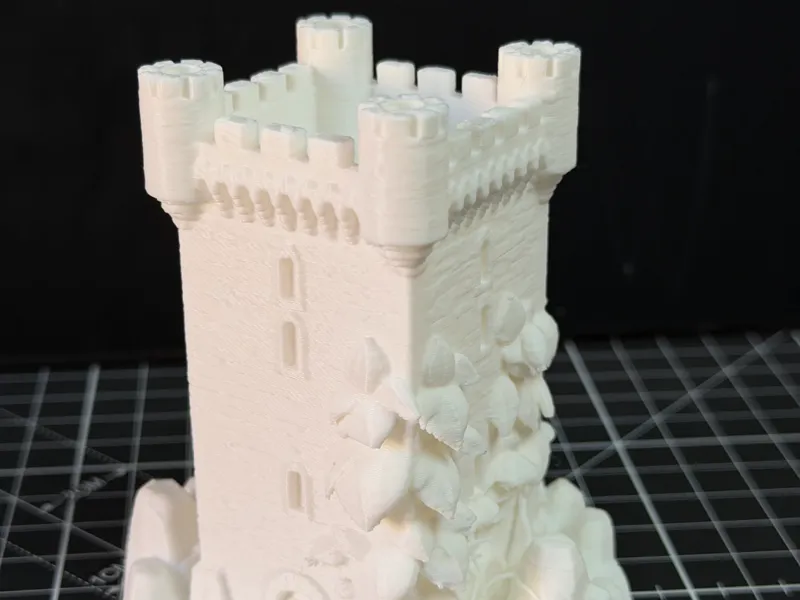 Miniatura de Torre Medieval