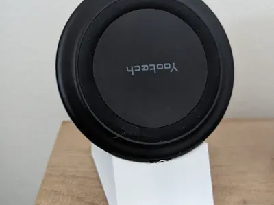 Wireless Phone Charging Stand - Flat on table