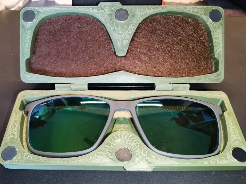 Estuche Clip ON gafas Polar 536