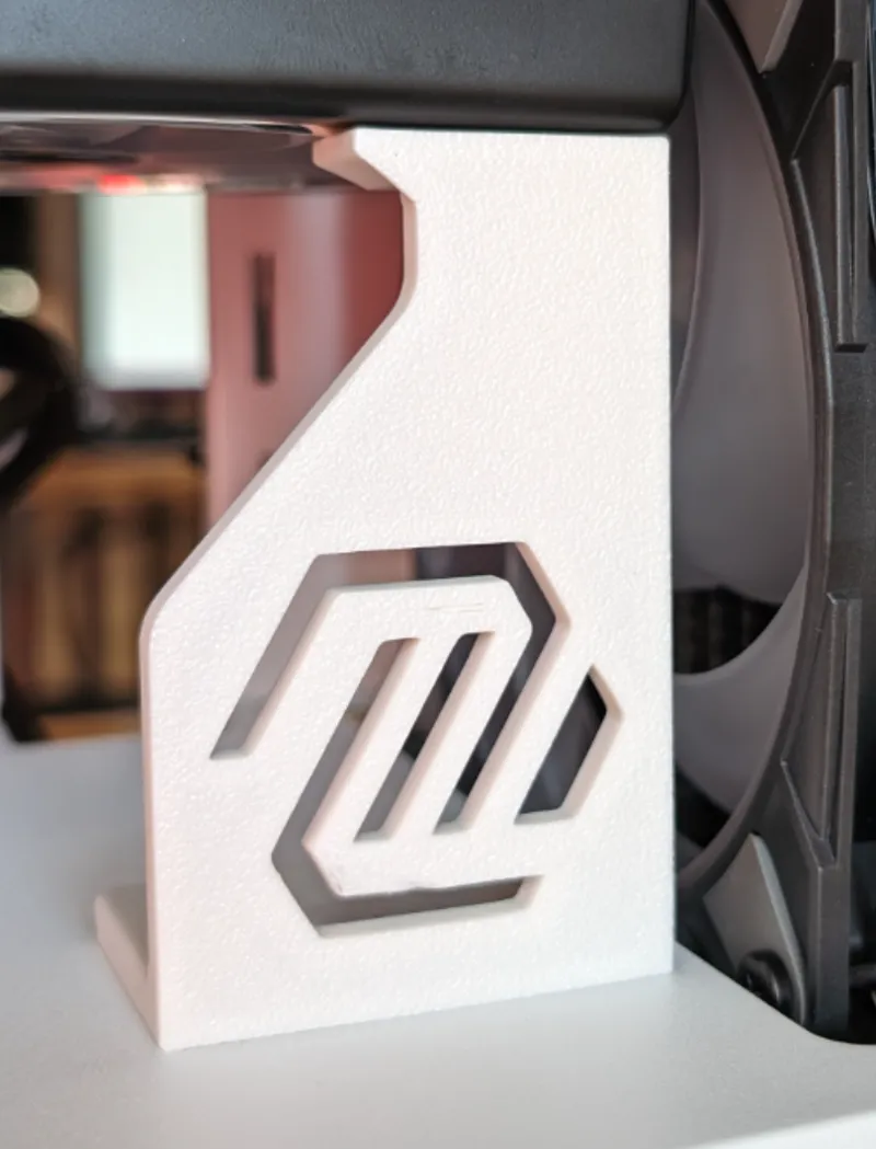 Corsair 3000D GPU Halter