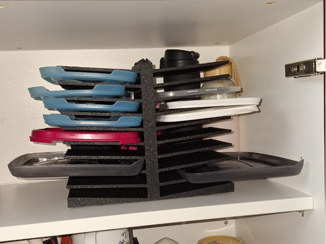 Support pour couvercle de tupperware 