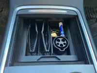 Vide-poche console centrale Tesla Model 3 / Y — photo 3