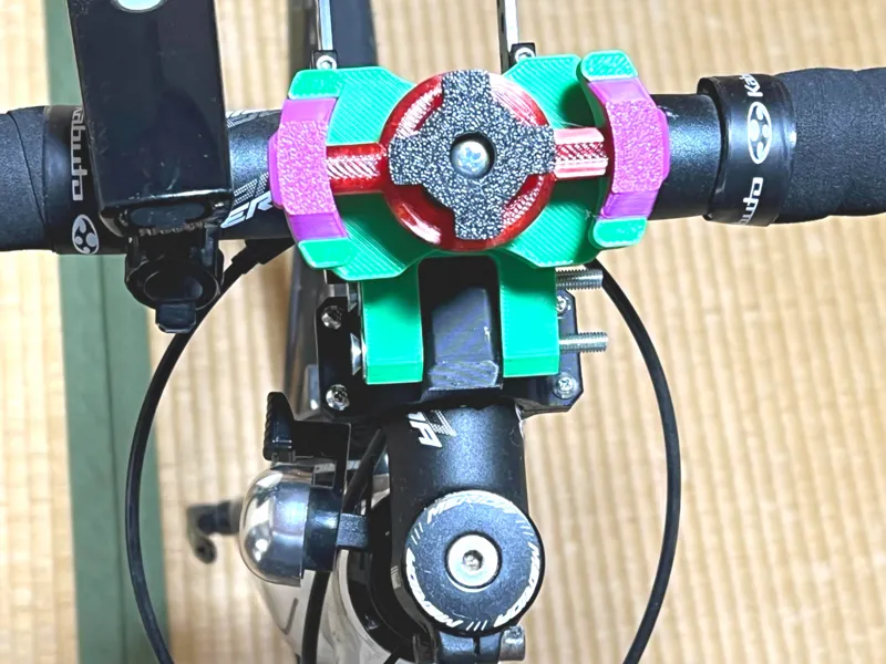 Road bike smartphone mount 2