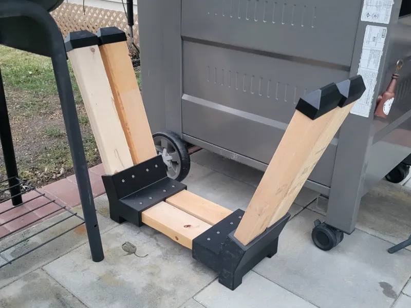 Double 2 x 4 joint 110-degree Fire log stack