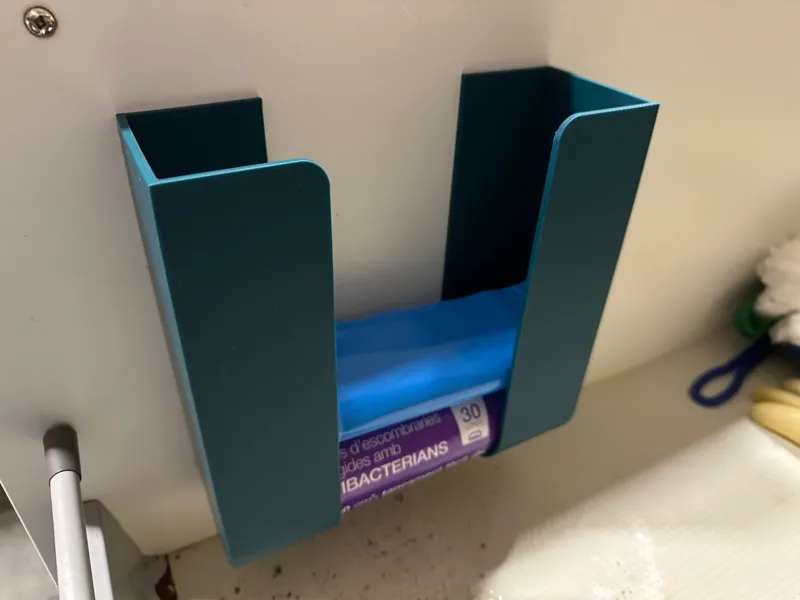 Garbage bag holder
