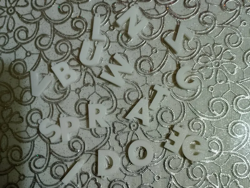 Lettere con anello portachiavi
