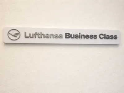 Lufthansa Business Sign (No AMS)