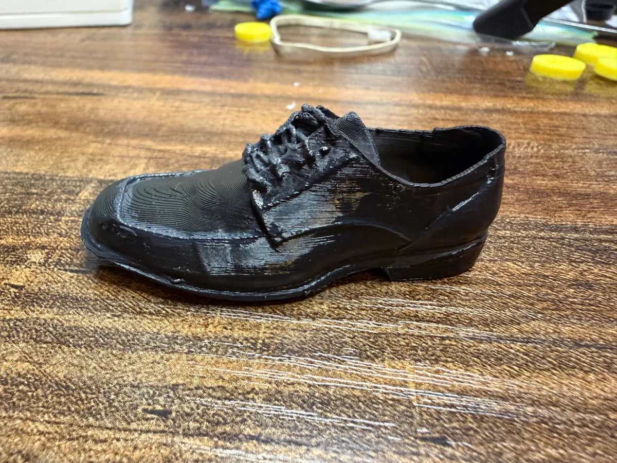 Chaussure de ville miniature