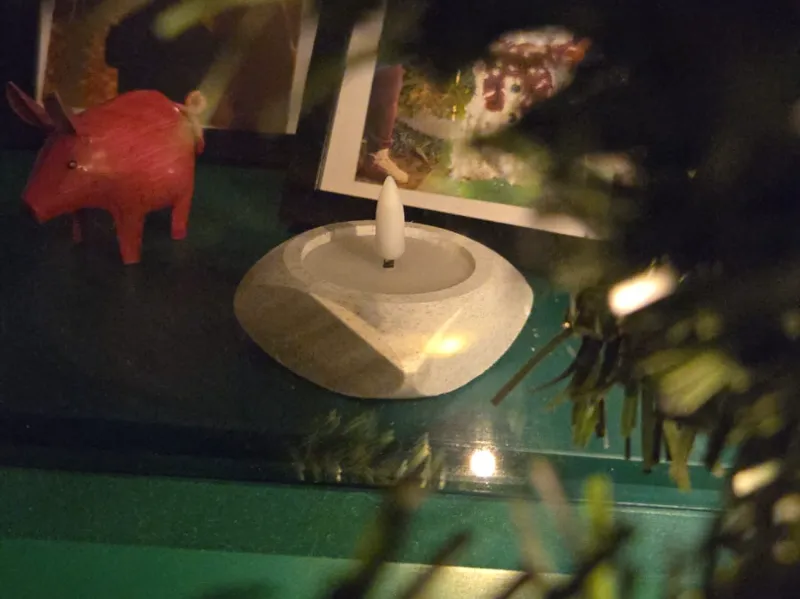 Candle holder for 45mm tea light