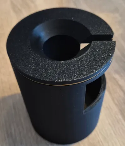 Wine glass holder for Couch Butler