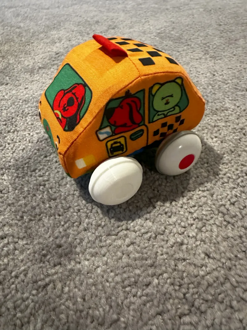 Melissa & Doug Pullback Vehicle Wheel
