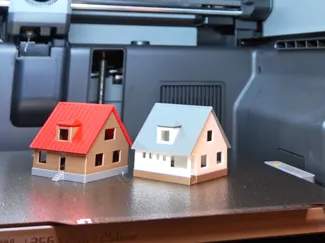 Cute house in 1:200 scale