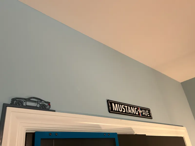 Dark Horse Door Corner (AMS)