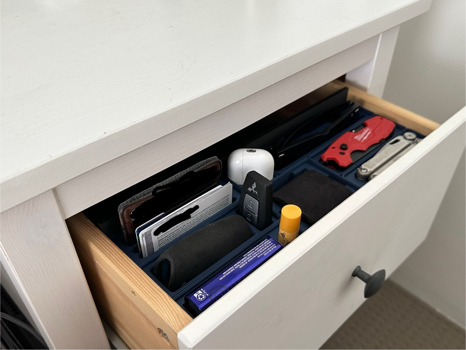 Miniatura 2 do modelo 3D IKEA Hemnes Bedside Table Drawer Insert