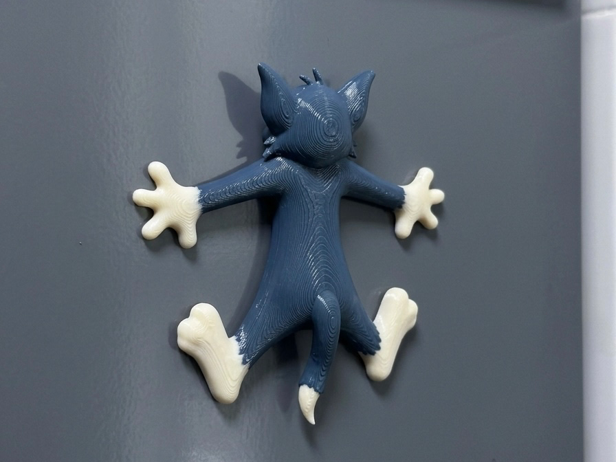 Tom & Jerry Chocados en la Nevera  (tom)